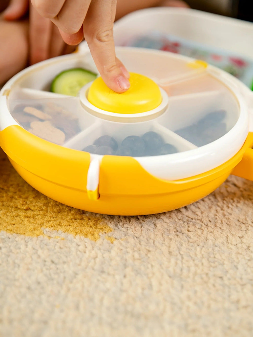 GoBe Snack Spinner Lunchbox