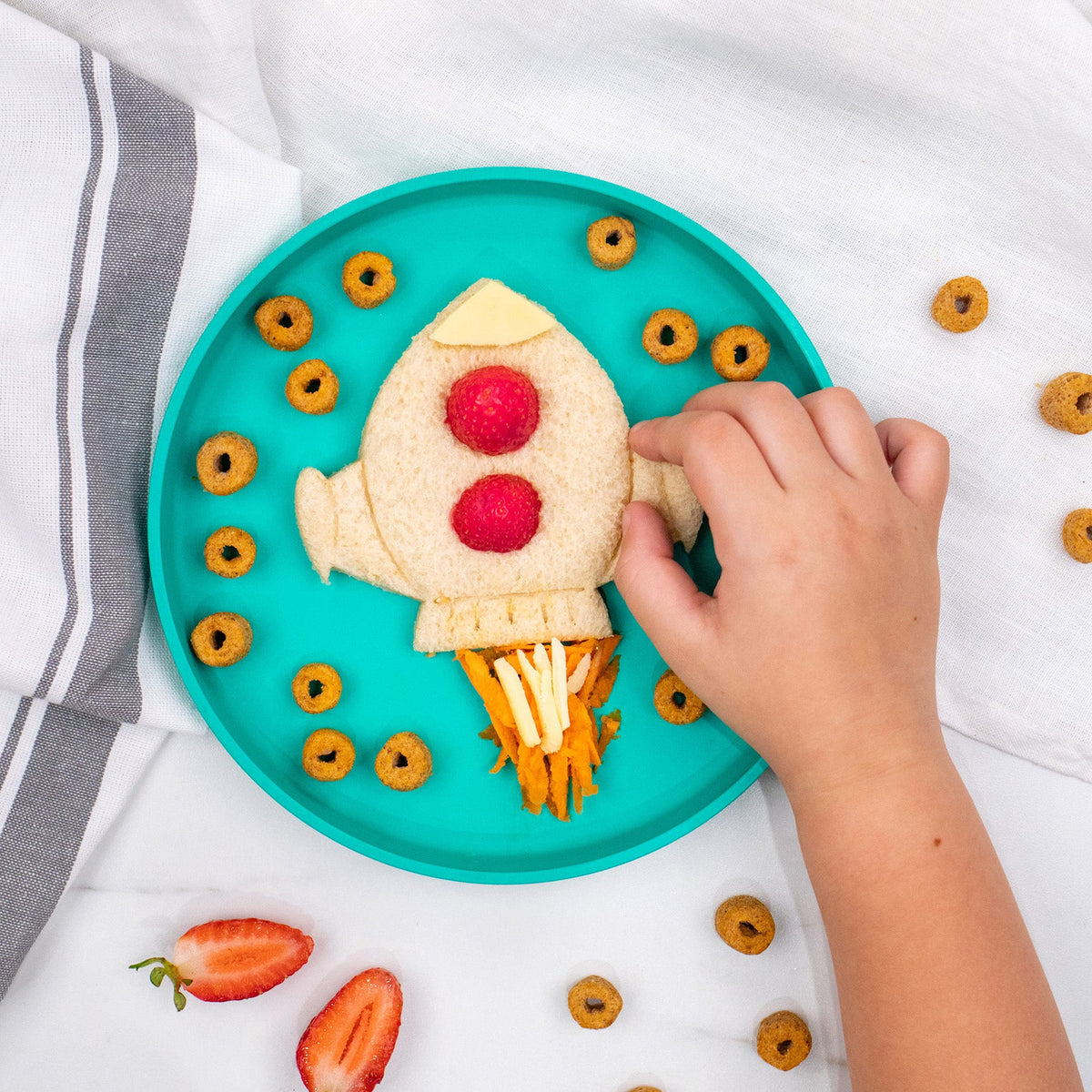 Lunch Punch Sandwich Cutters